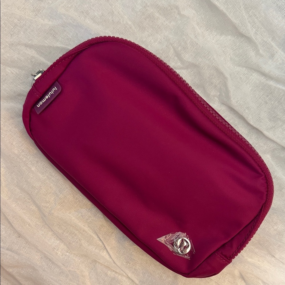 Lululemon athletica Everywhere Belt Bag